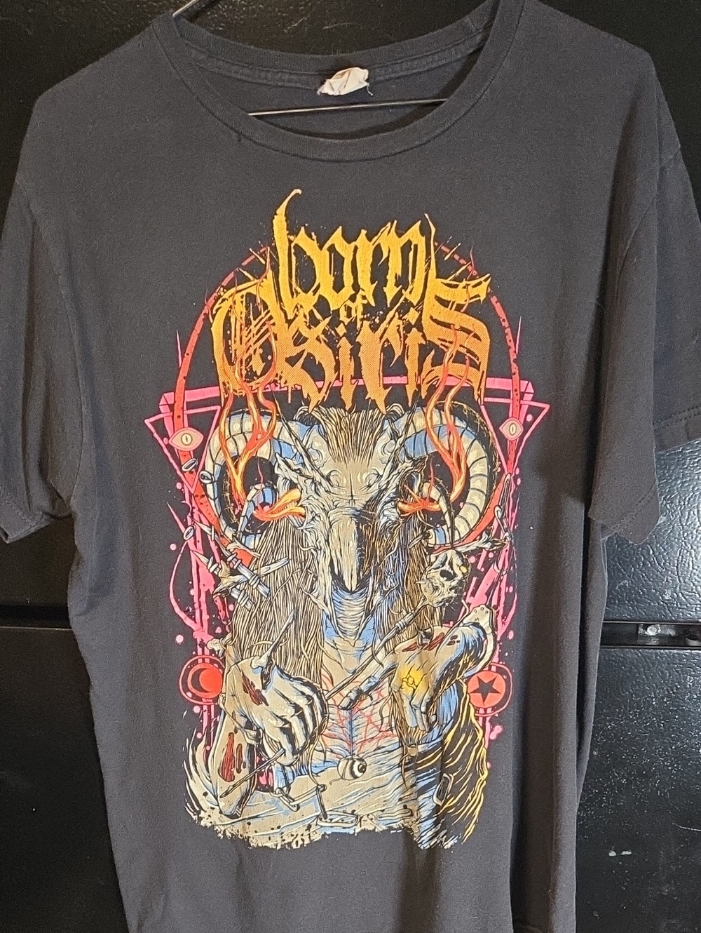 Born of Osiris Size L Band T-Shirt Faded BLACK